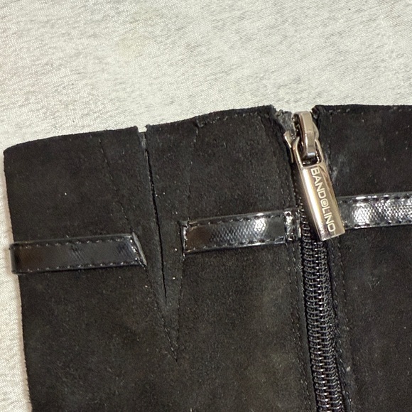 Bandolino Black Heeled Boots with Buckle Detail - Picture 6 of 8